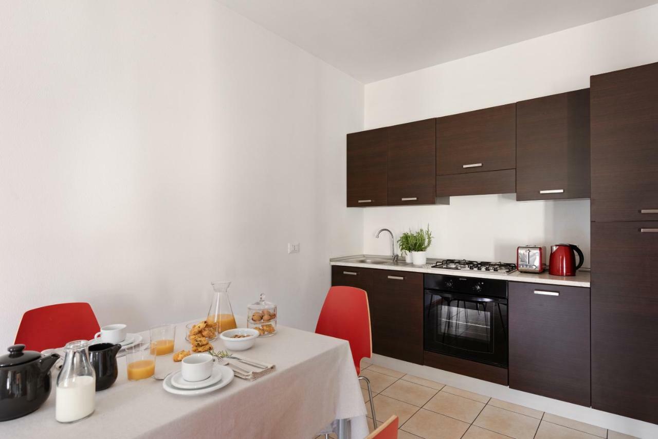 Appartamenti Corte Dei Cipressi Roe Luaran gambar